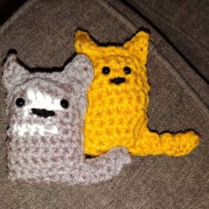 Crochet mini cats